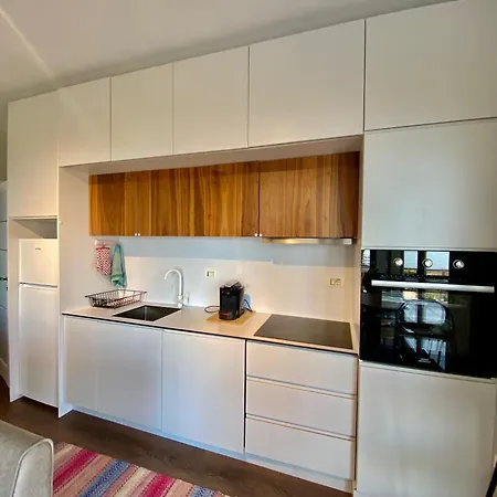 Ila13 Apartament Lägenhet Vlorë